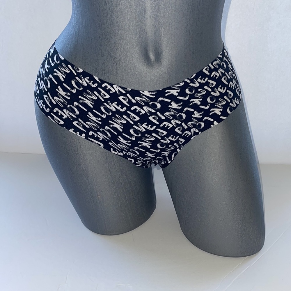 VICTORIAS SECRET PINK NO-SHOW CHEEKSTER PANTY. NWT